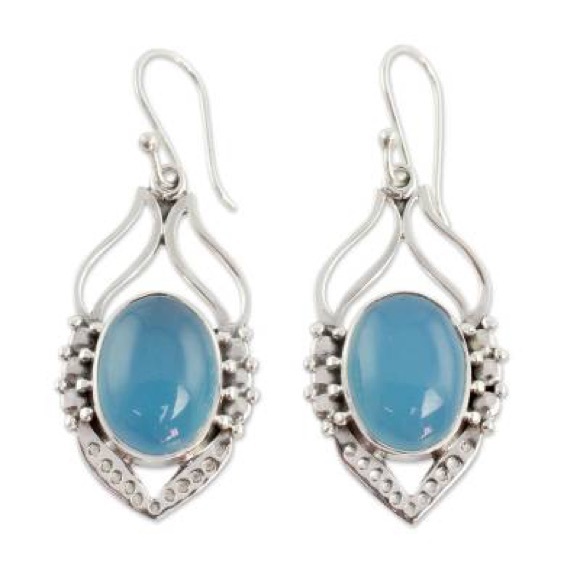 Sterling silver blue chalcedony earrings - Picture 2 of 6